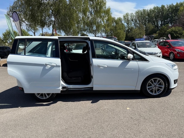 Used Ford Grand C-Max 2016 for sale - 75686039: Photo 6
