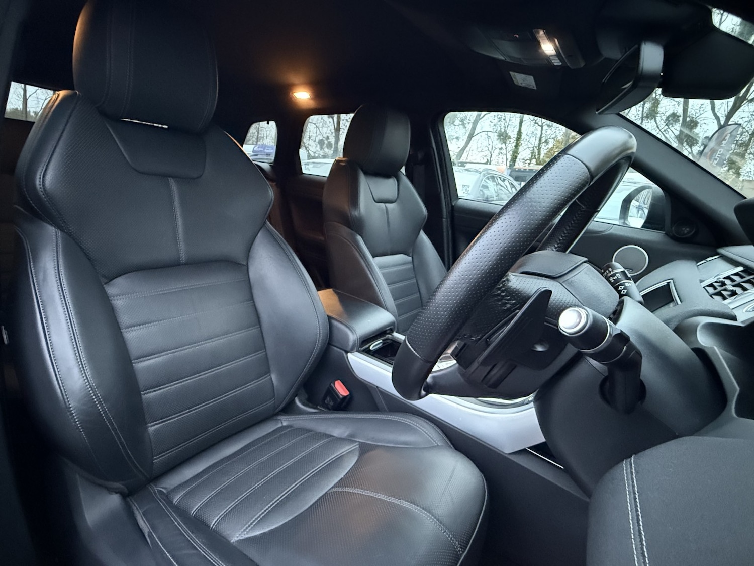 Used Land Rover Range Rover Evoque 2018 for sale - 76547783: Photo 37