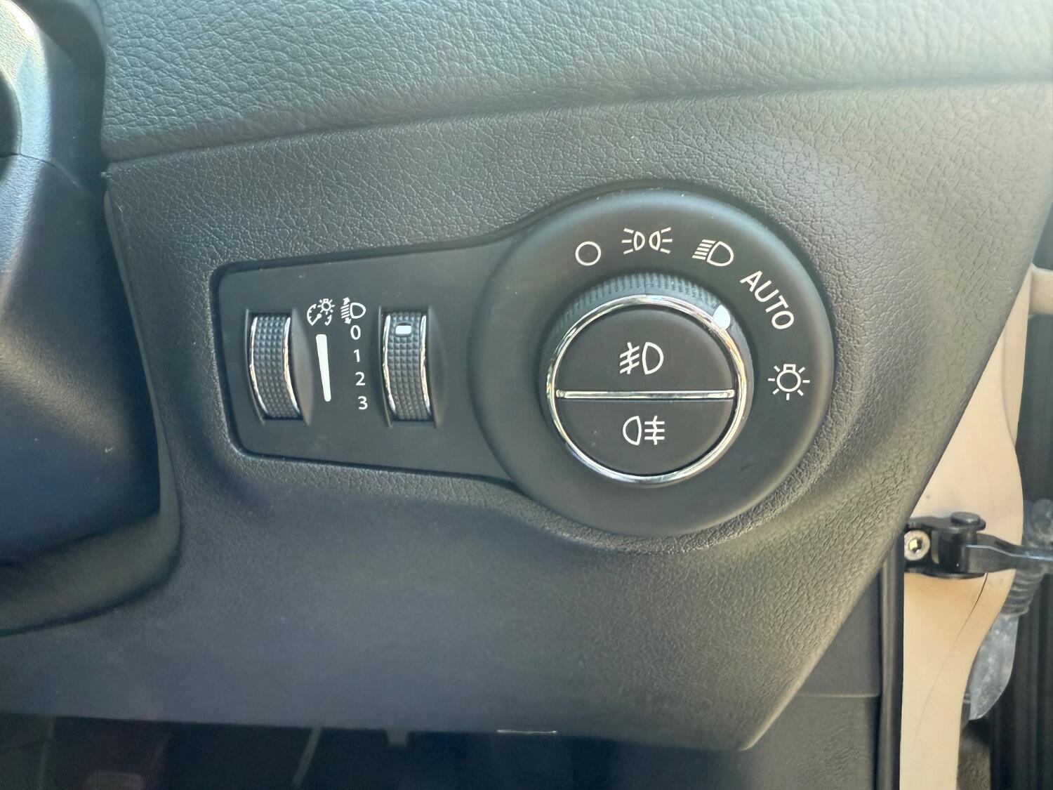 Used Jeep Compass 2018 for sale - 77721189: Photo 50