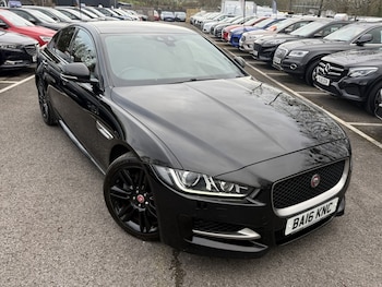 Used Jaguar XE 2016 for sale - 78045496: Photo