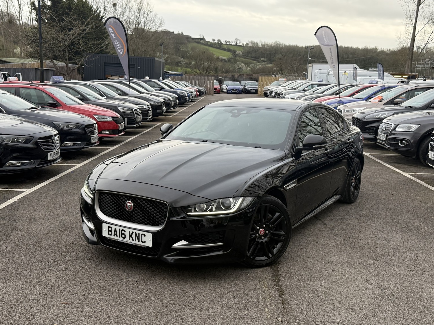 Used Jaguar XE 2016 for sale - 78045496: Photo 43