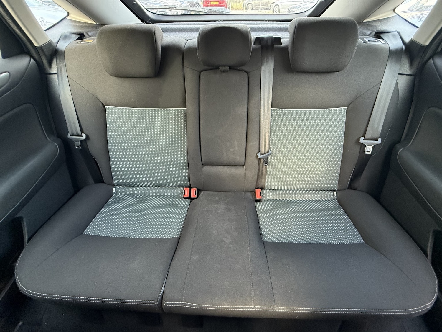 Used Ford Mondeo 2011 for sale - 76741348: Photo 38