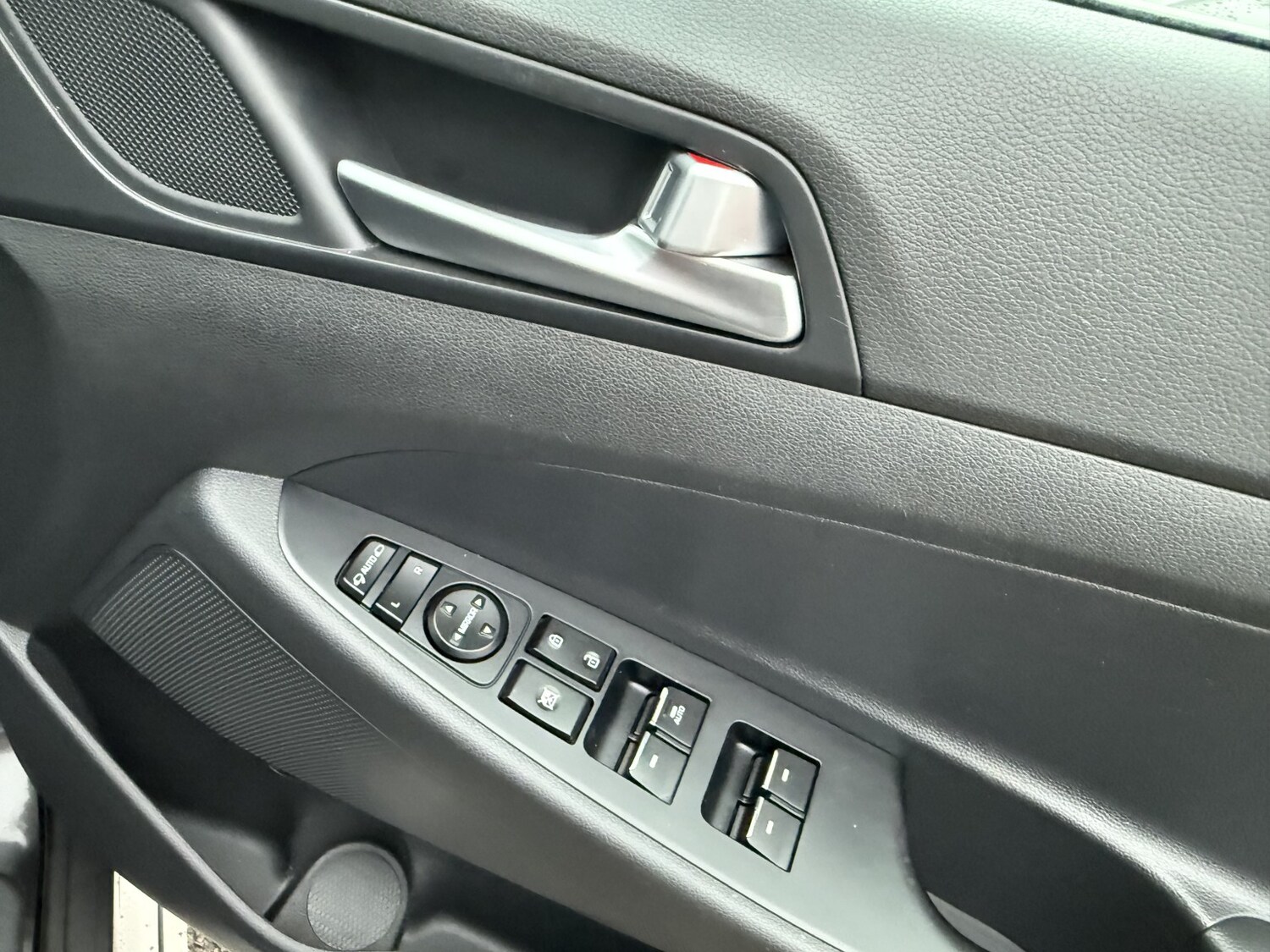 Used Hyundai TUCSON 2016 for sale - 76884913: Photo 49