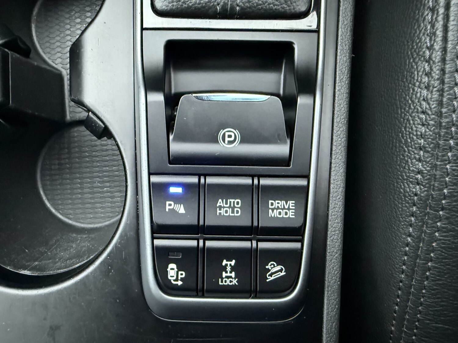 Used Hyundai TUCSON 2016 for sale - 76884913: Photo 51