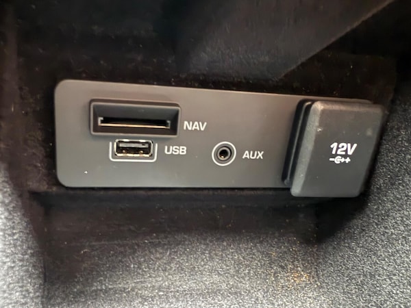 Used Land Rover Discovery Sport 2019 for sale - 76198315: Photo 34