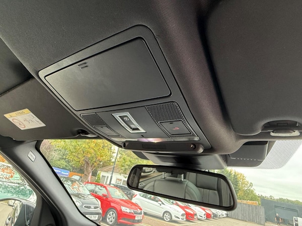 Used Land Rover Discovery Sport 2019 for sale - 76198315: Photo 57