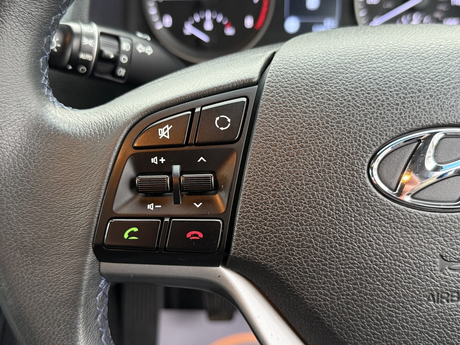 Used Hyundai TUCSON 2017 for sale - 76884797: Photo 30