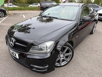 Used Mercedes-Benz C Class 2012 for sale - 76334753: Photo