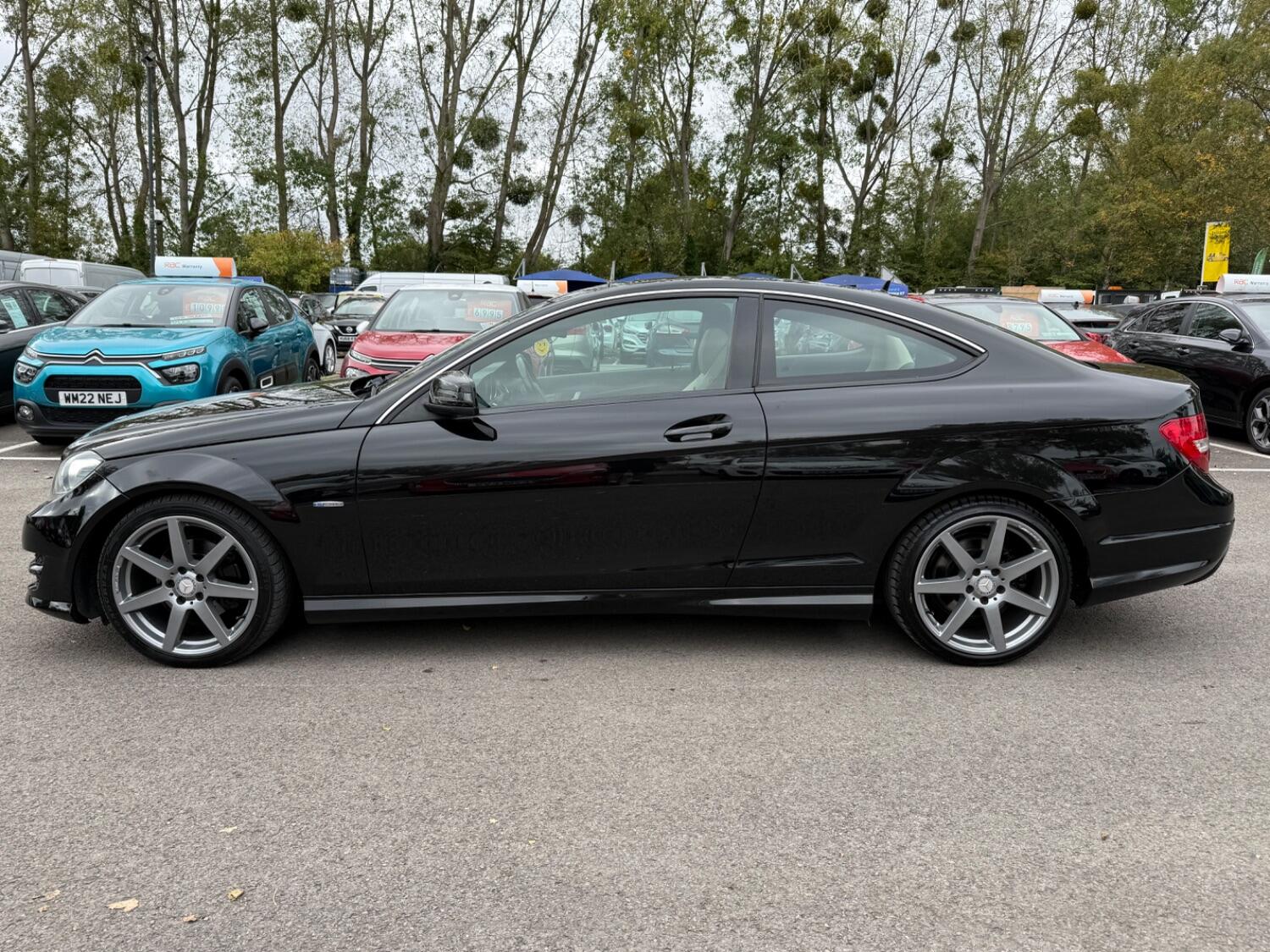 Used Mercedes-Benz C Class 2012 for sale - 76334753: Photo 7