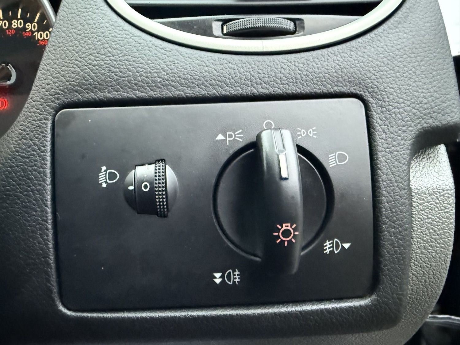 Used Ford Focus 2011 for sale - 76521079: Photo 43