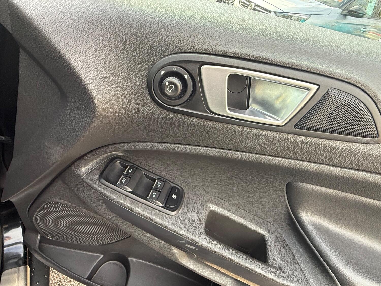 Used Ford Ecosport 2016 for sale - 76369232: Photo 48