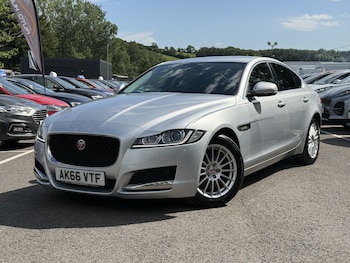 Used Jaguar XF 2017 for sale - 78997715: Photo