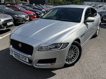 Used Jaguar XF 2017 for sale - 78997715: Photo