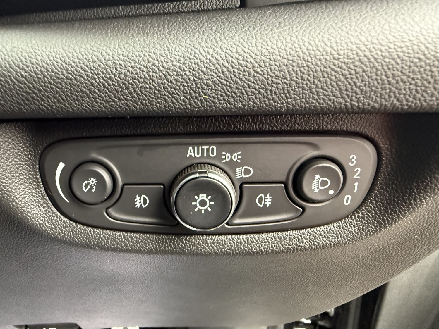 Used Vauxhall Insignia 2019 for sale - 77535866: Photo 50