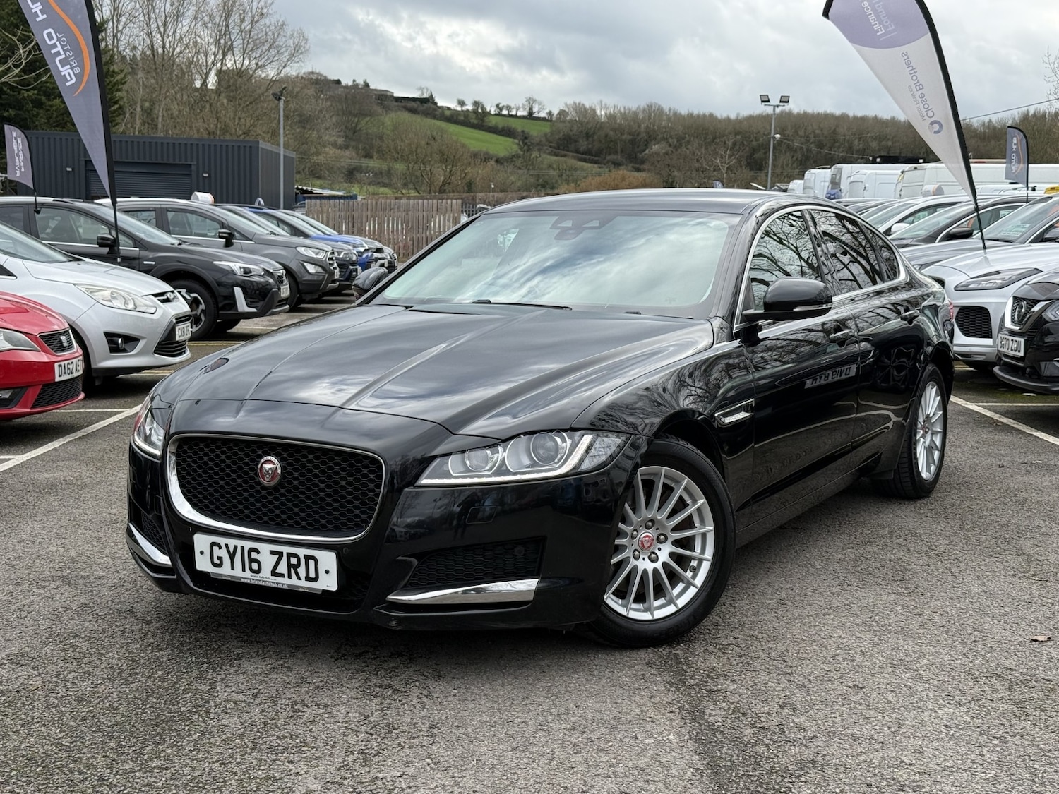 Used Jaguar XF 2016 for sale - 77694268: Photo 2