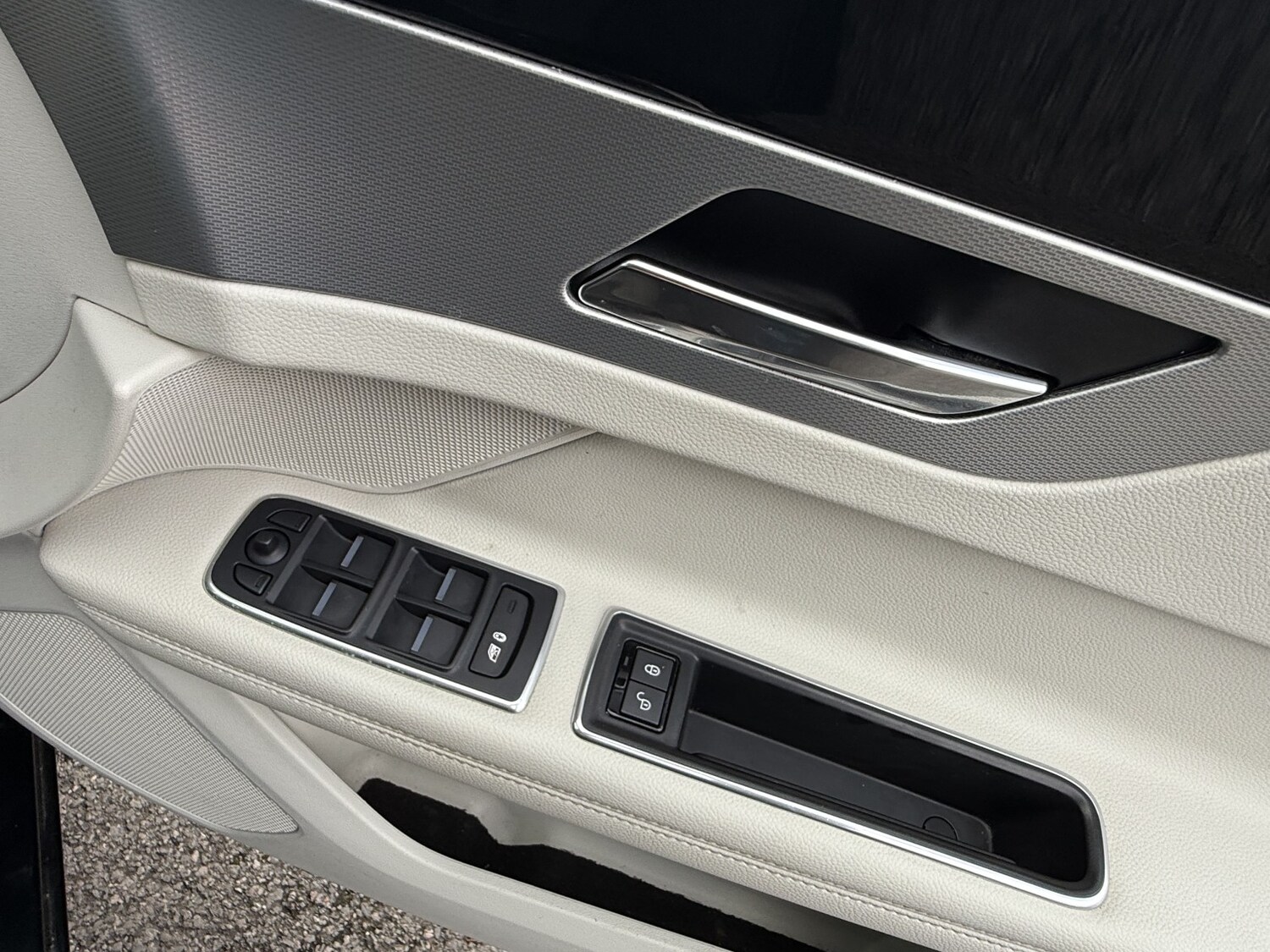 Used Jaguar XF 2016 for sale - 77694268: Photo 47