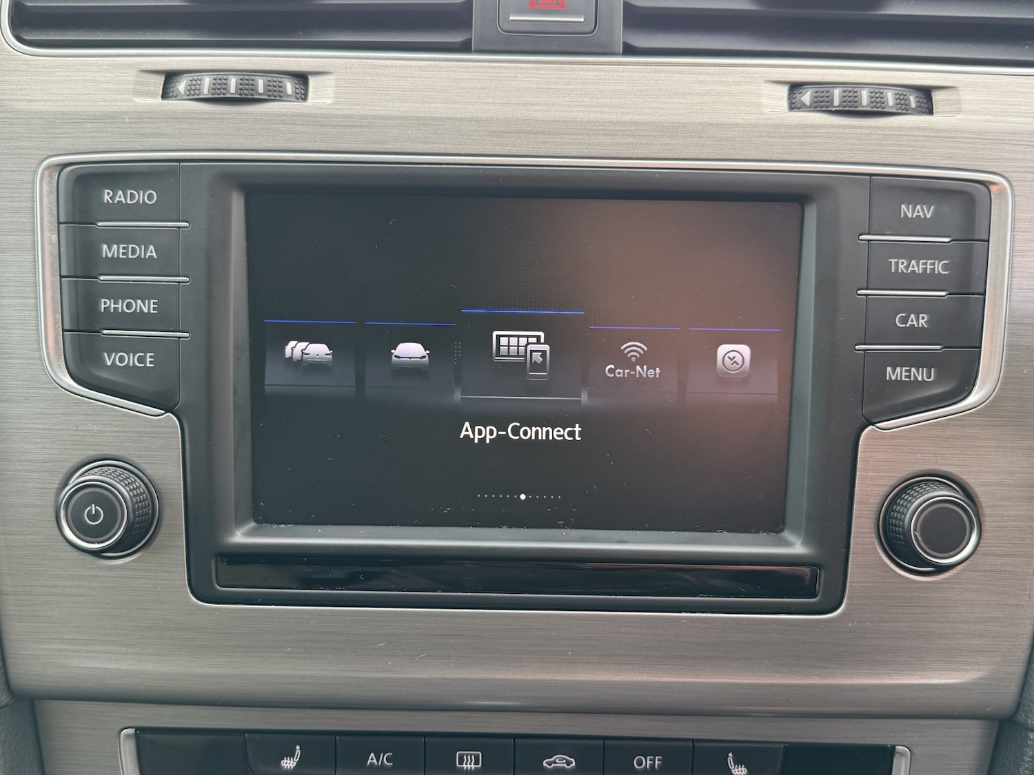 Used Volkswagen Golf 2016 for sale - 76982812: Photo 48