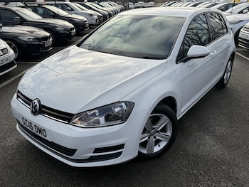 Used Volkswagen Golf 2016 for sale - 76982812: Photo