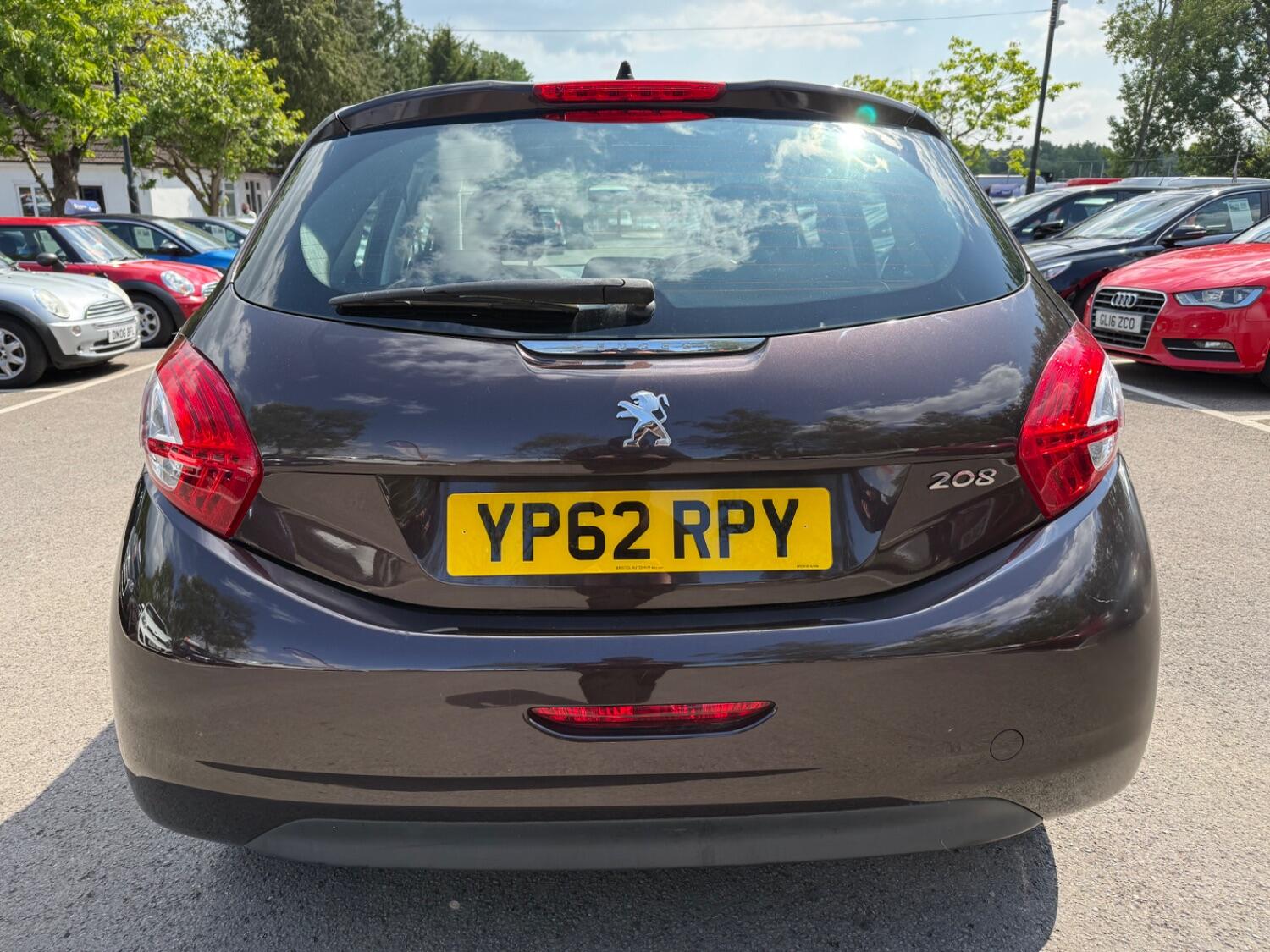 Used Peugeot 208 2012 for sale - 76579940: Photo 18