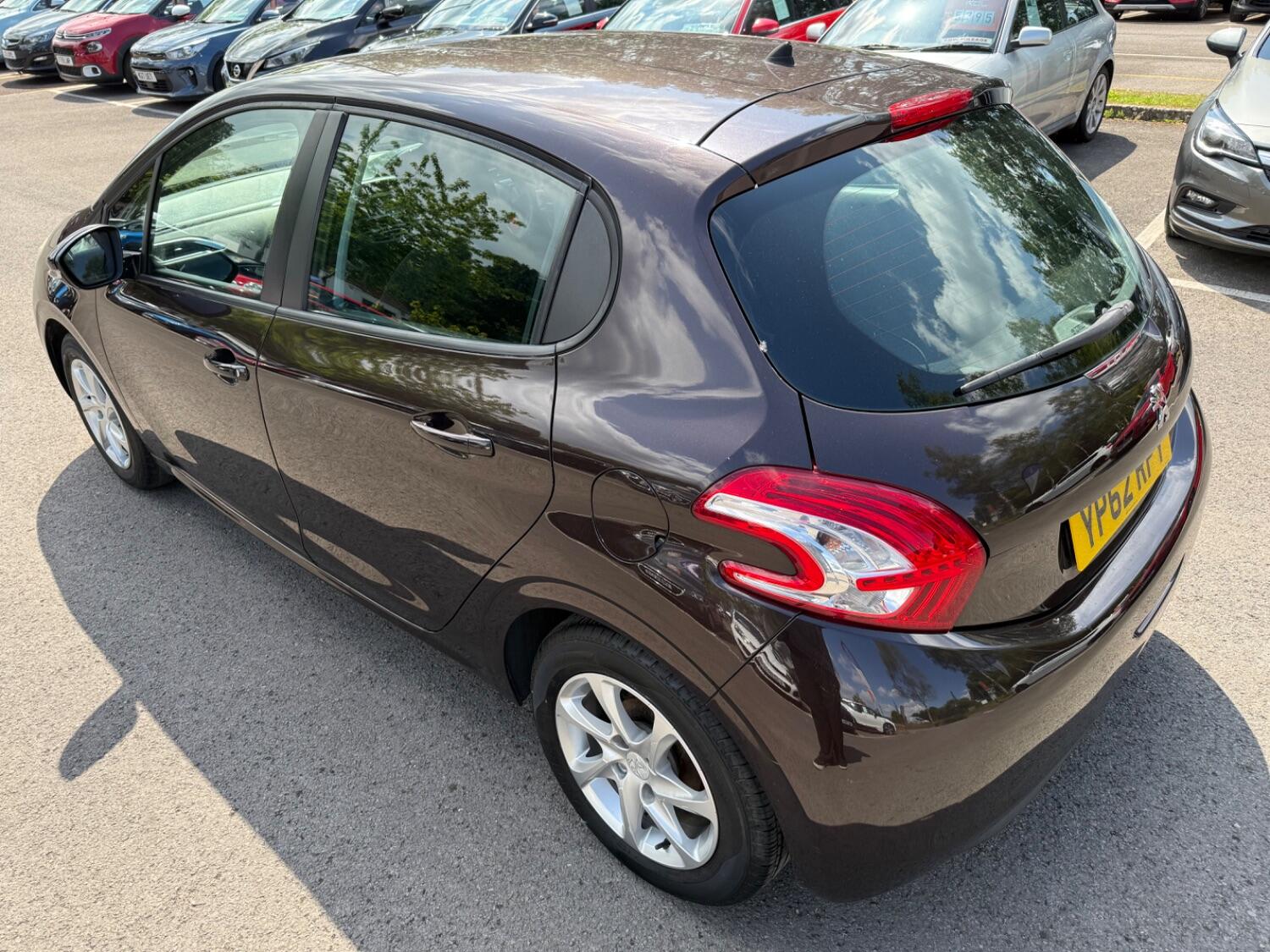 Used Peugeot 208 2012 for sale - 76579940: Photo 23