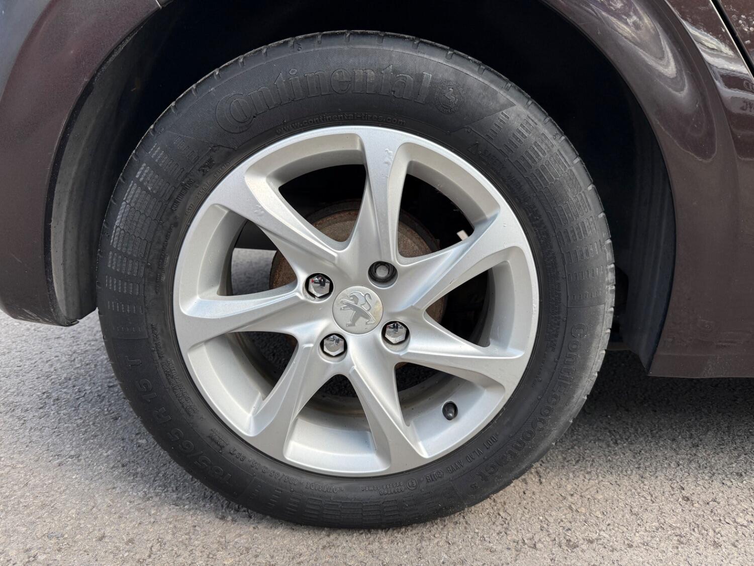 Used Peugeot 208 2012 for sale - 76579940: Photo 25