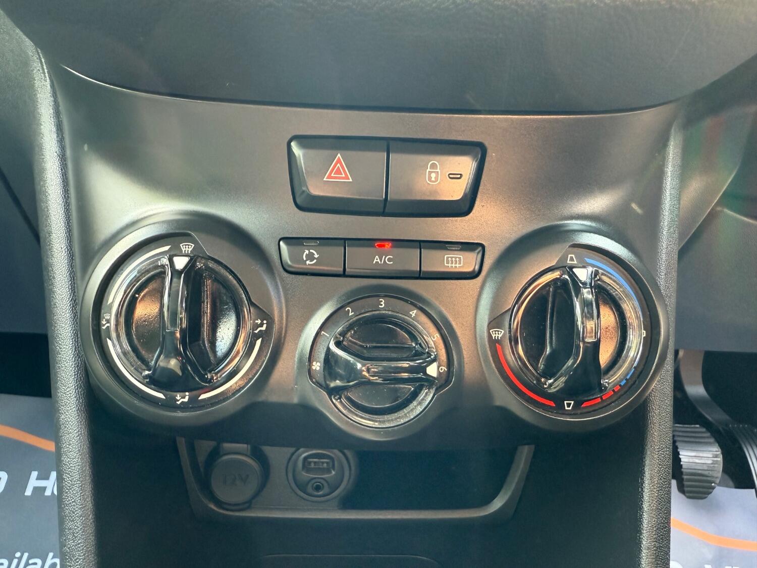 Used Peugeot 208 2012 for sale - 76579940: Photo 31