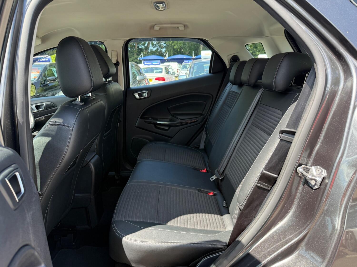 Used Ford Ecosport 2018 for sale - 76793386: Photo 41