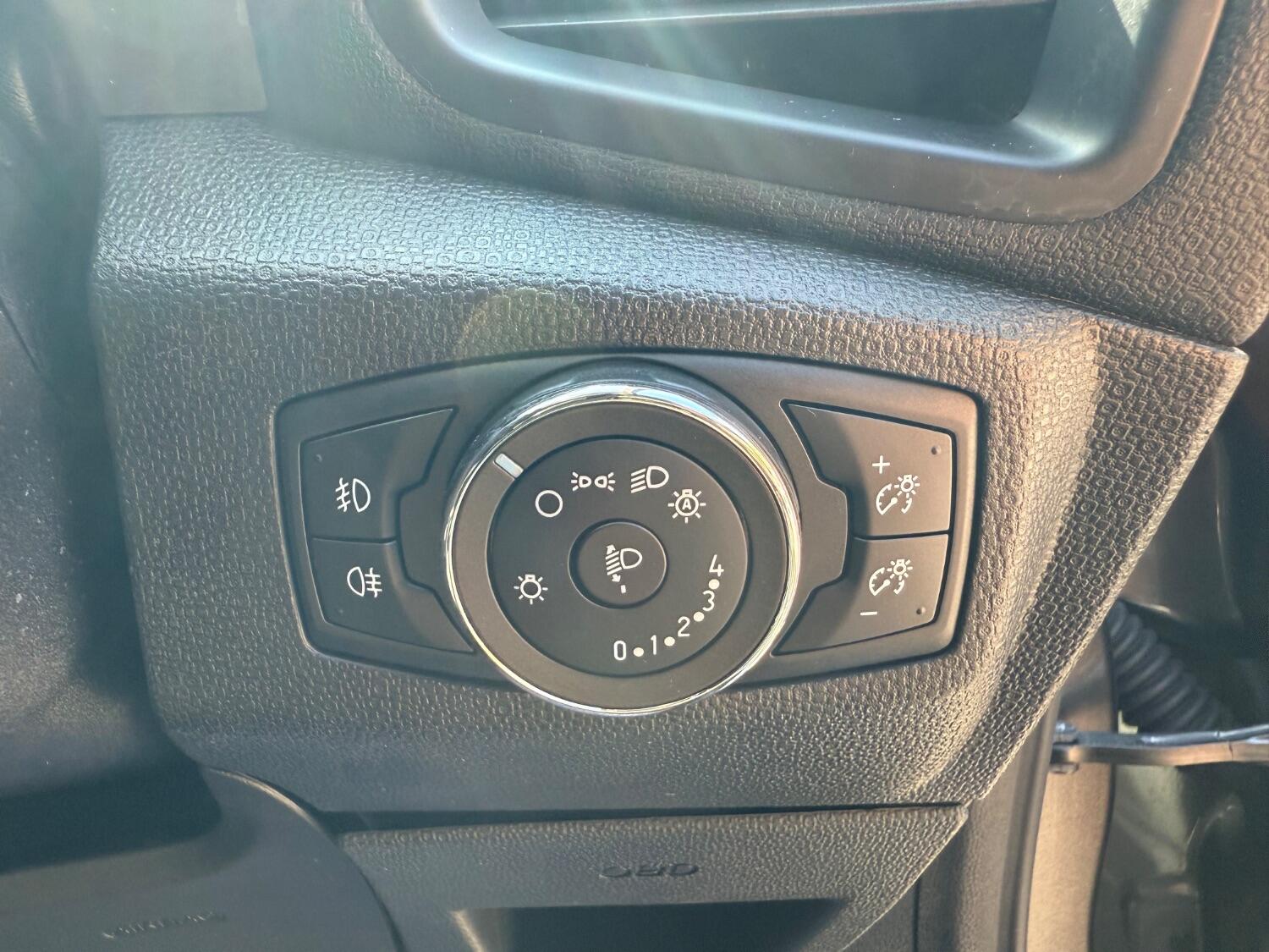 Used Ford Ecosport 2018 for sale - 76793386: Photo 49