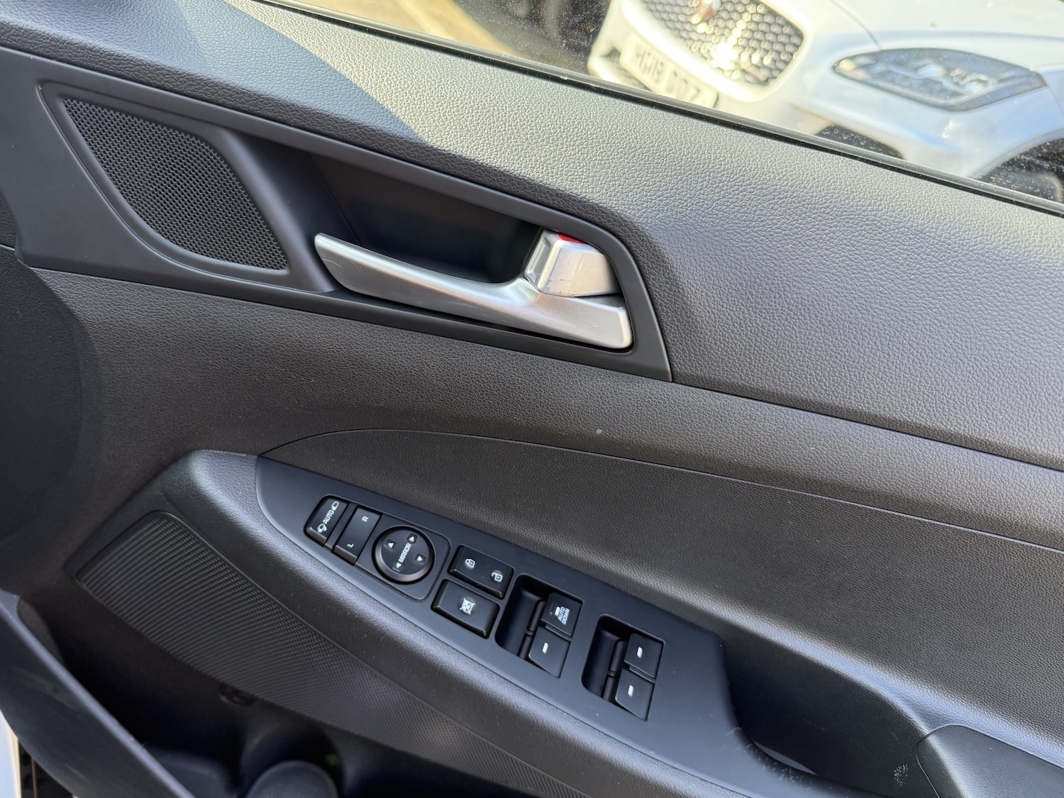 Used Hyundai TUCSON 2018 for sale - 77945732: Photo 46