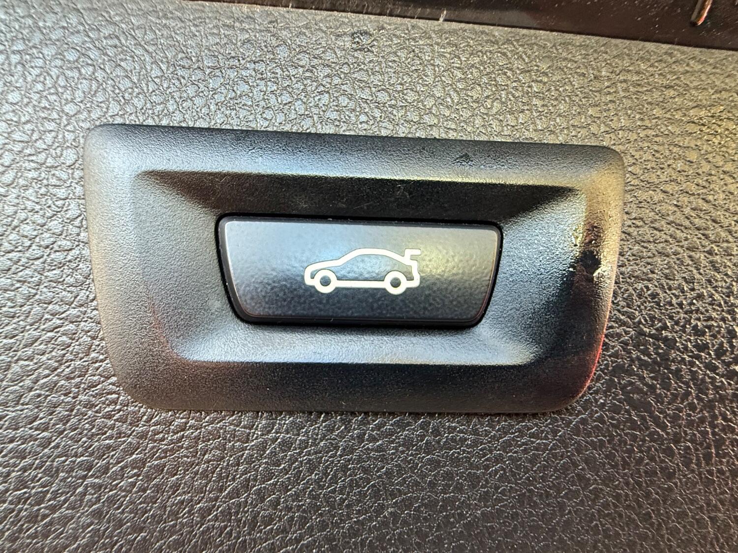 Used BMW 3 Series 2013 for sale - 77464633: Photo 53