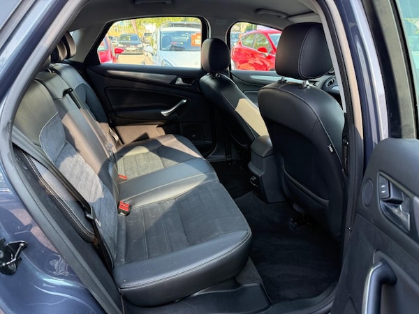 Used Ford Mondeo 2011 for sale - 76070450: Photo 14