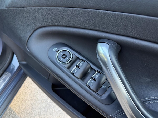 Used Ford Mondeo 2011 for sale - 76070450: Photo 42