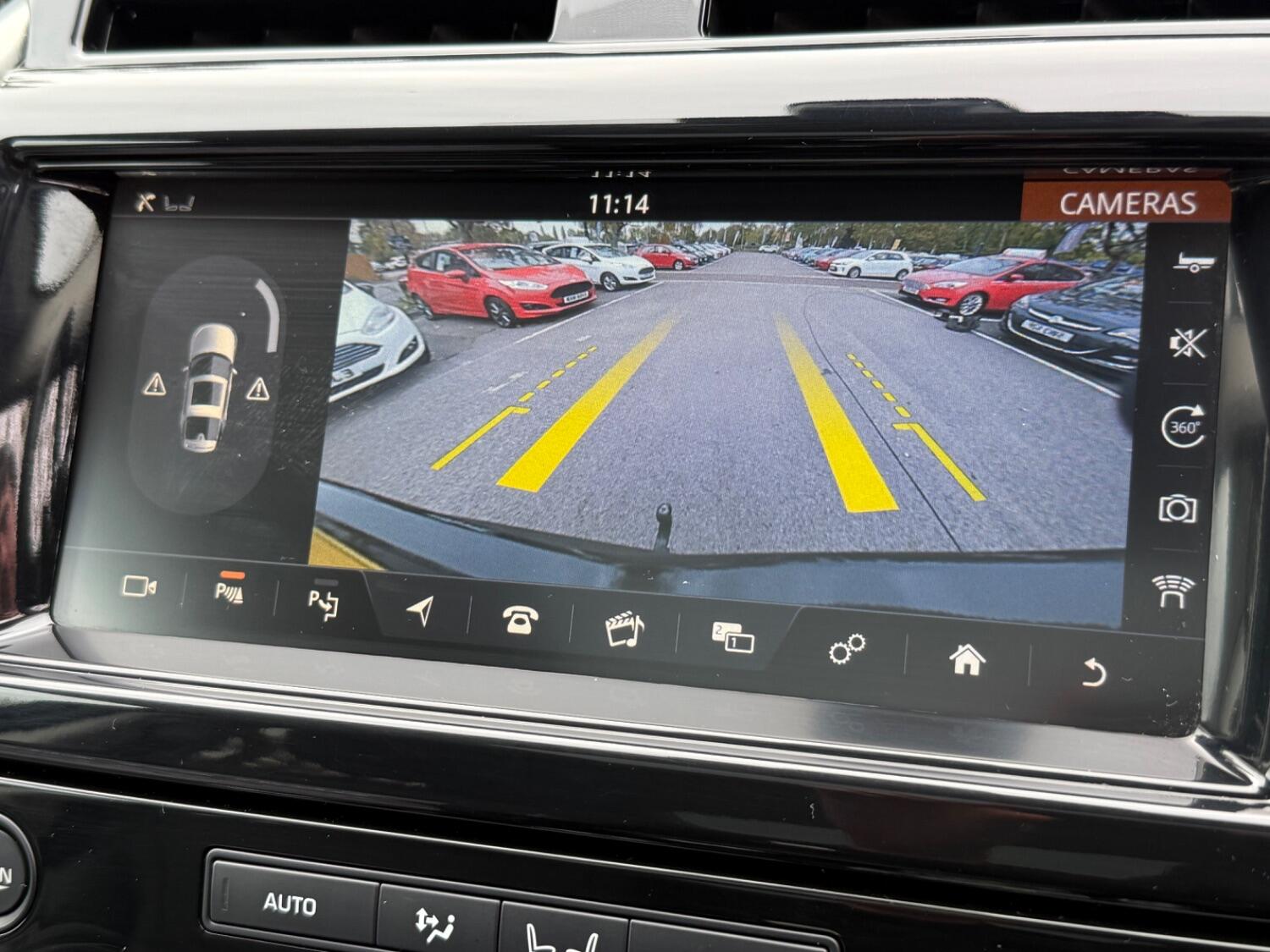 Used Land Rover Discovery 2017 for sale - 76257706: Photo 32