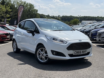 Used Ford Fiesta 2016 for sale - 79105147: Photo