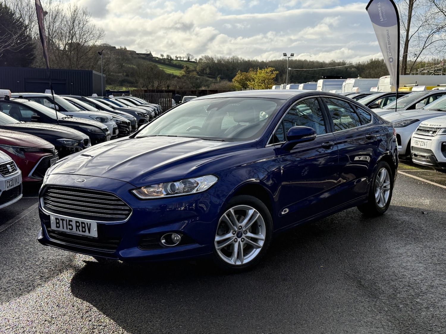 Used Ford Mondeo 2015 for sale - 76631554: Photo 2