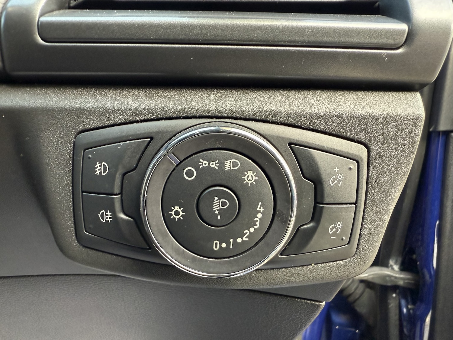 Used Ford Mondeo 2015 for sale - 76631554: Photo 45