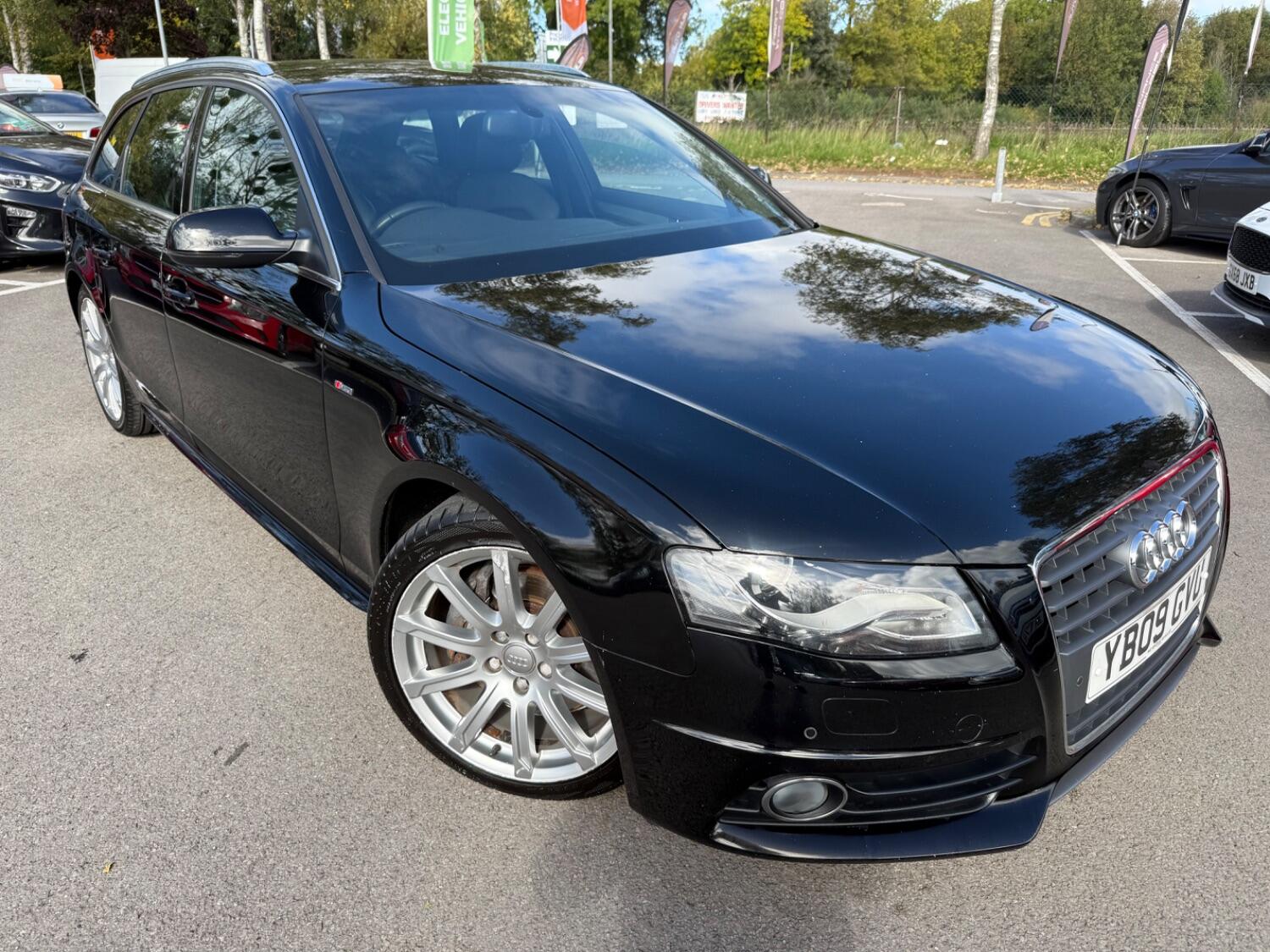 Used Audi A4 Avant 2009 for sale - 77656410: Photo 3