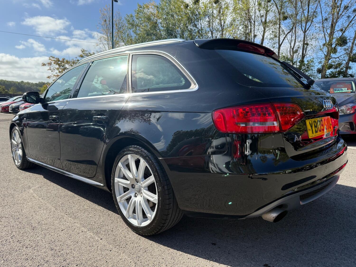 Used Audi A4 Avant 2009 for sale - 77656410: Photo 6