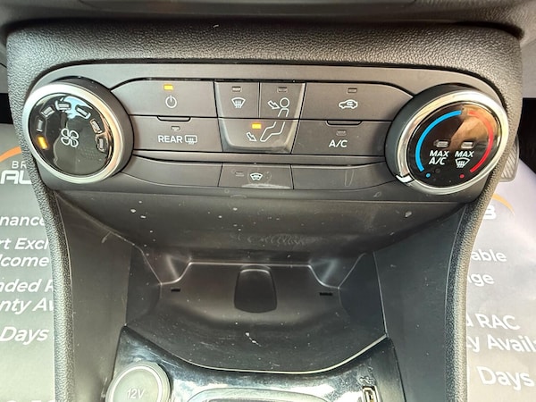 Used Ford Fiesta 2018 for sale - 75325682: Photo 42