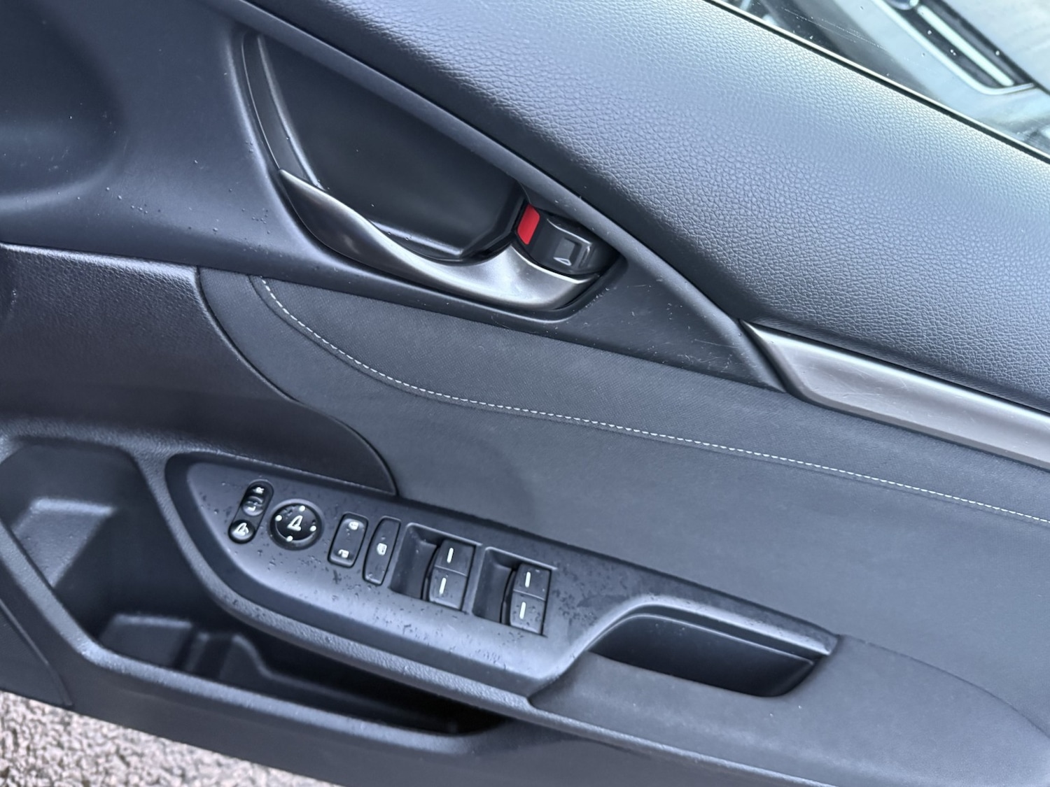 Used Honda Civic 2018 for sale - 76687254: Photo 48