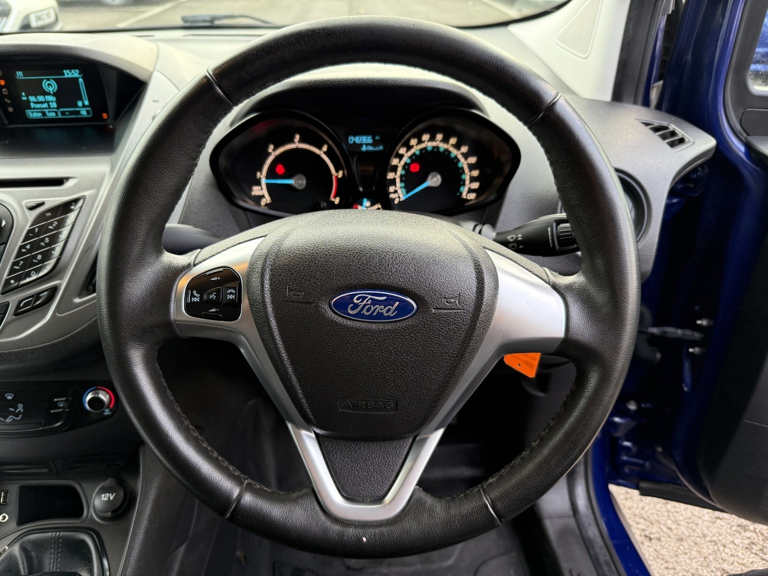 Used Ford Transit Courier 2016 for sale - 76446010: Photo 27