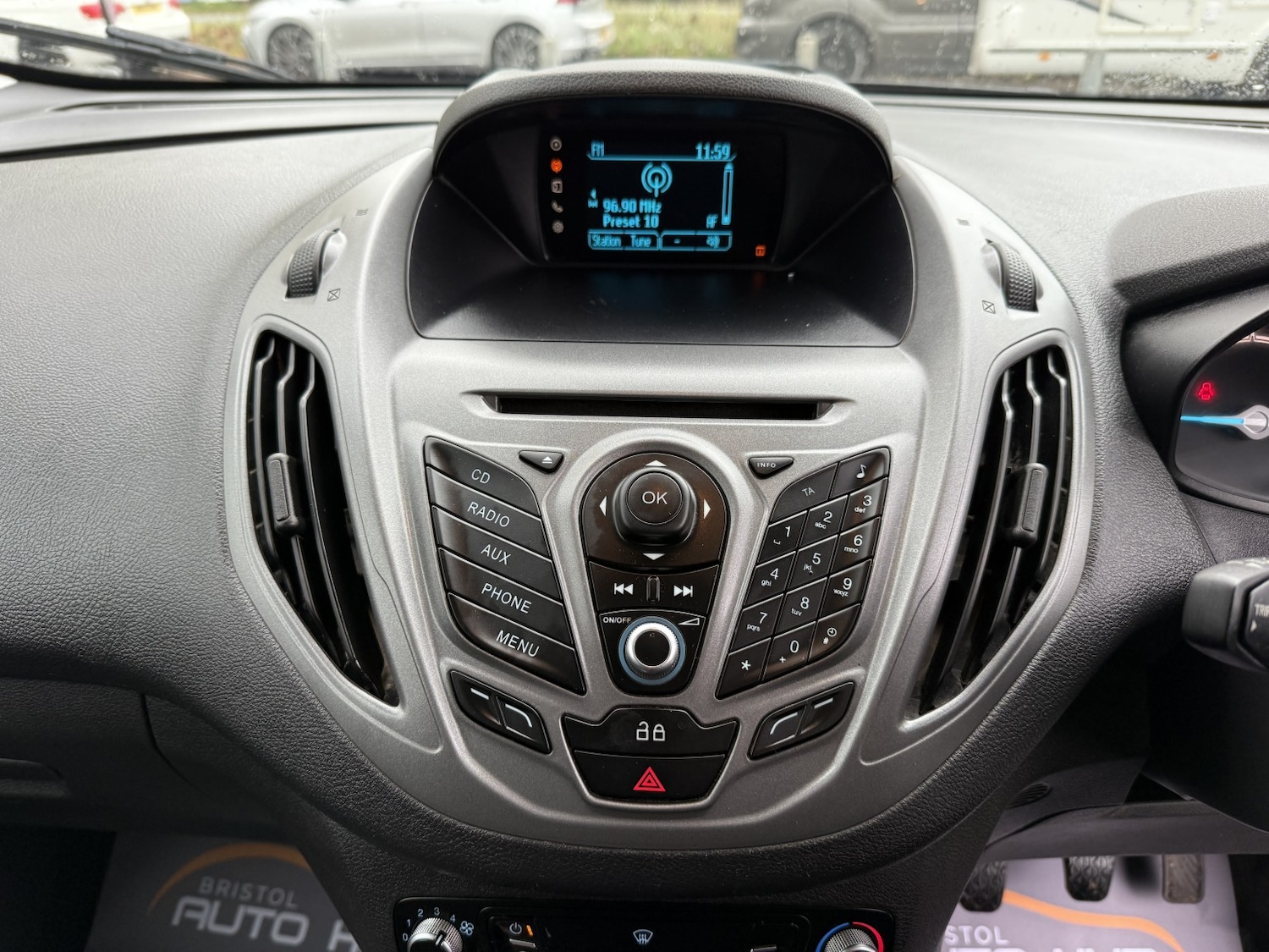 Used Ford Transit Courier 2016 for sale - 76446010: Photo 29