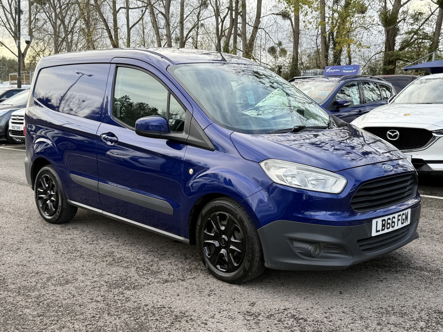 Used Ford Transit Courier 2016 for sale - 76446010: Photo 33