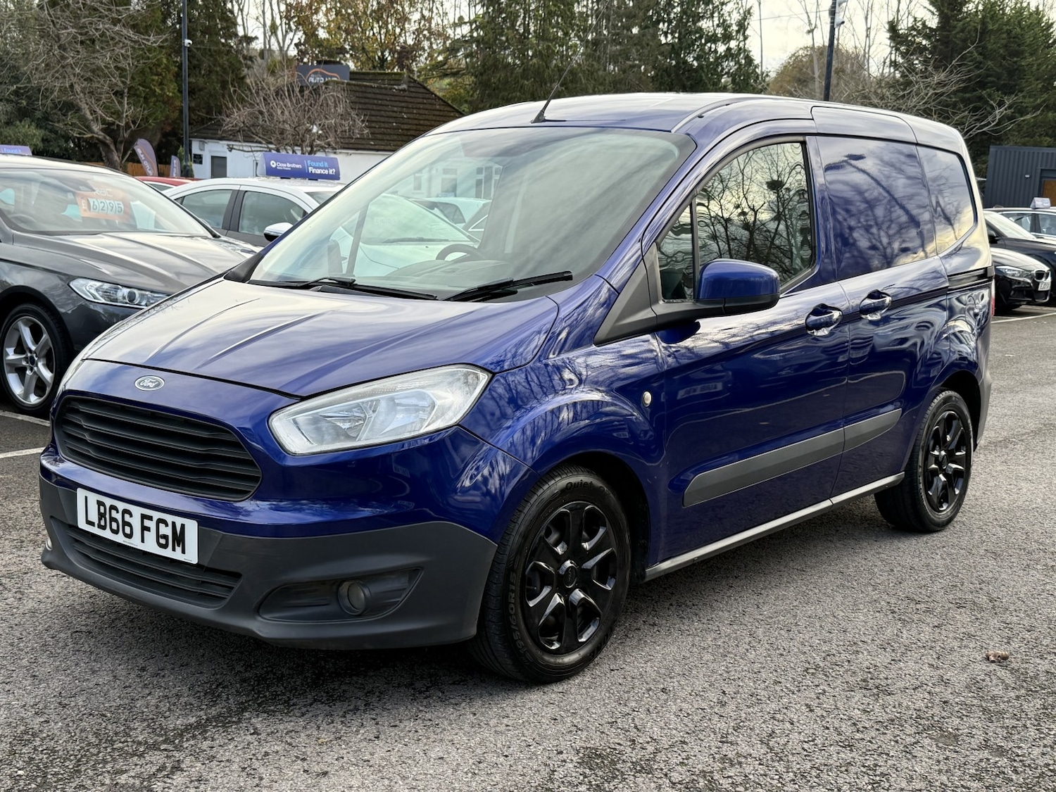 Used Ford Transit Courier 2016 for sale - 76446010: Photo 34