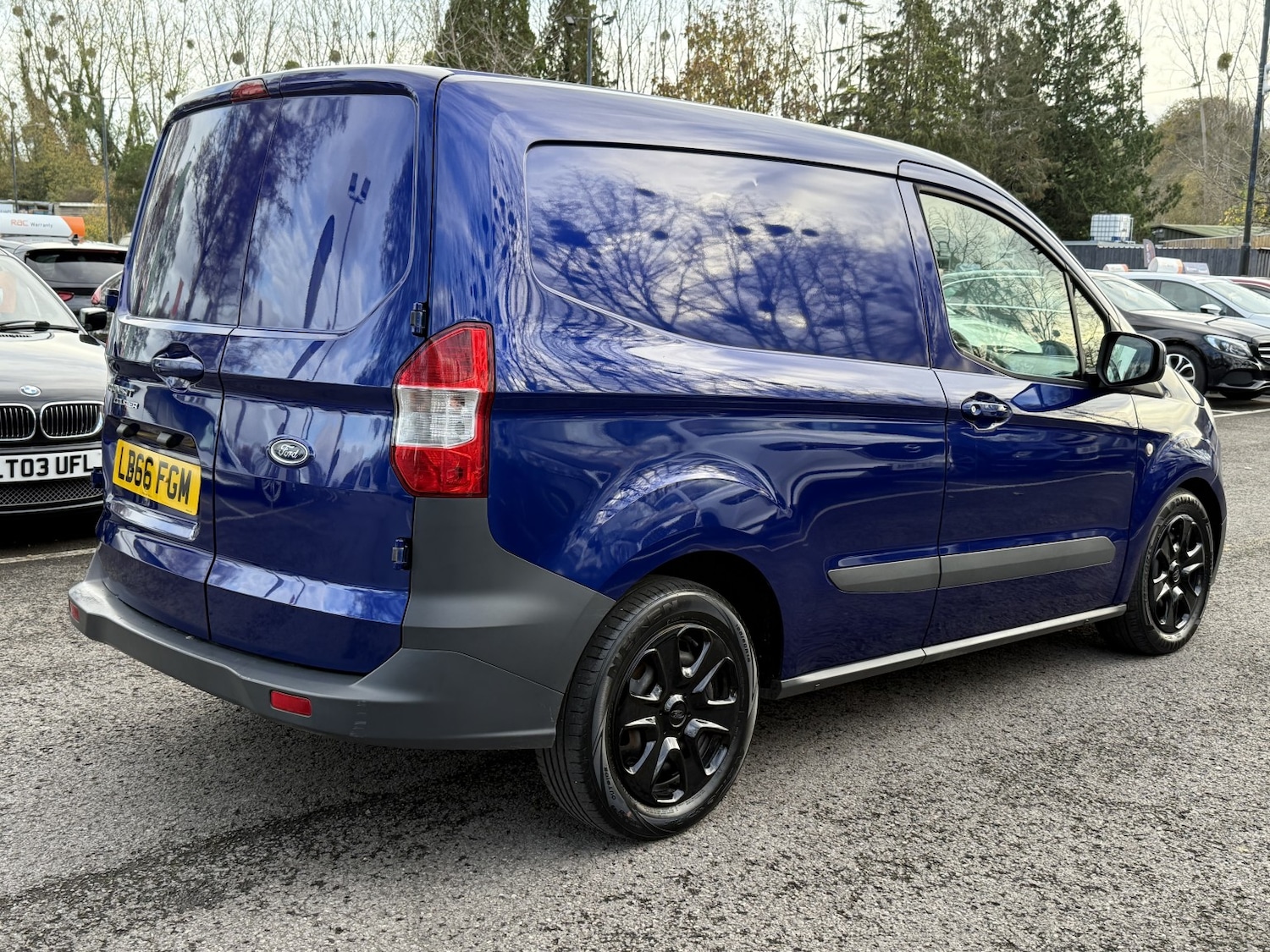 Used Ford Transit Courier 2016 for sale - 76446010: Photo 35