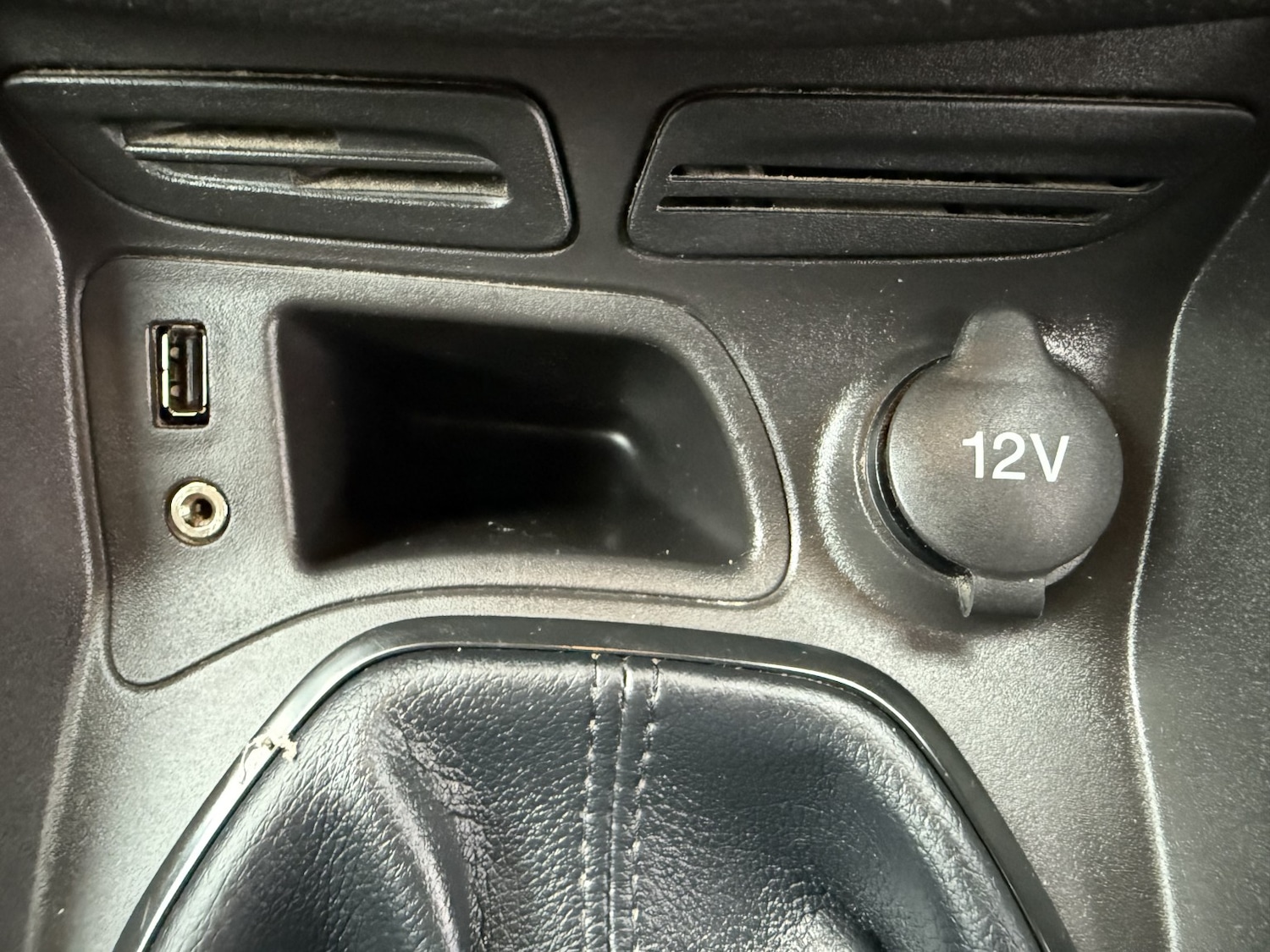 Used Ford Transit Courier 2016 for sale - 76446010: Photo 45