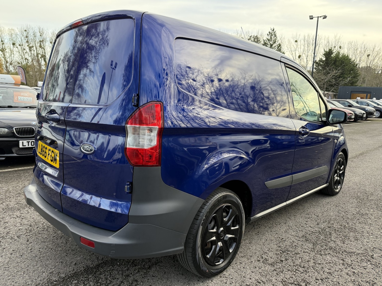 Used Ford Transit Courier 2016 for sale - 76446010: Photo 6