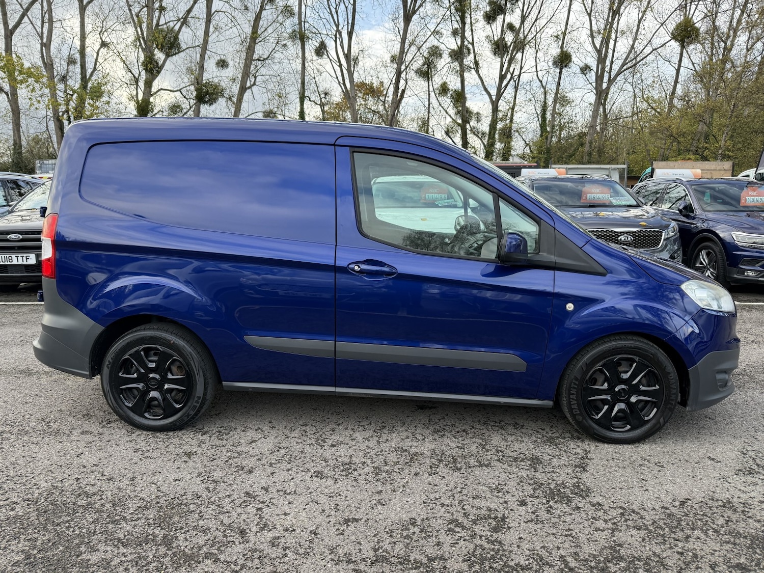 Used Ford Transit Courier 2016 for sale - 76446010: Photo 8