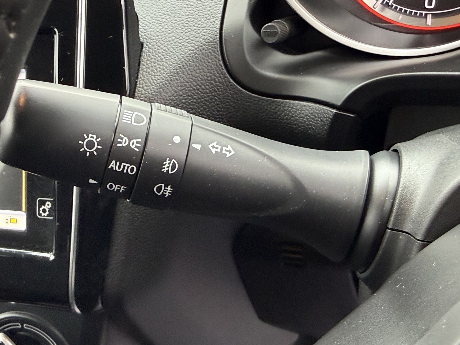 Used Suzuki Swift 2020 for sale - 77189349: Photo 51