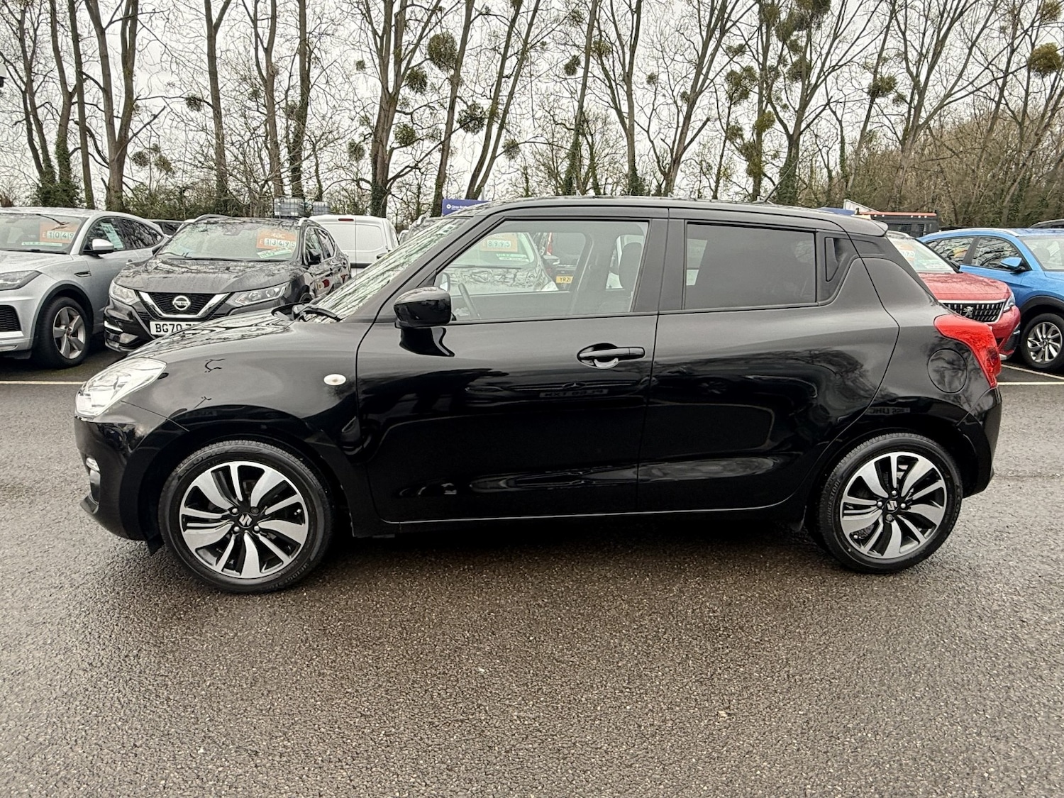 Used Suzuki Swift 2020 for sale - 77189349: Photo 9